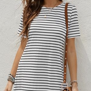 Striped T-shirt Mini Dress w / Tassels Size Medium 8-10